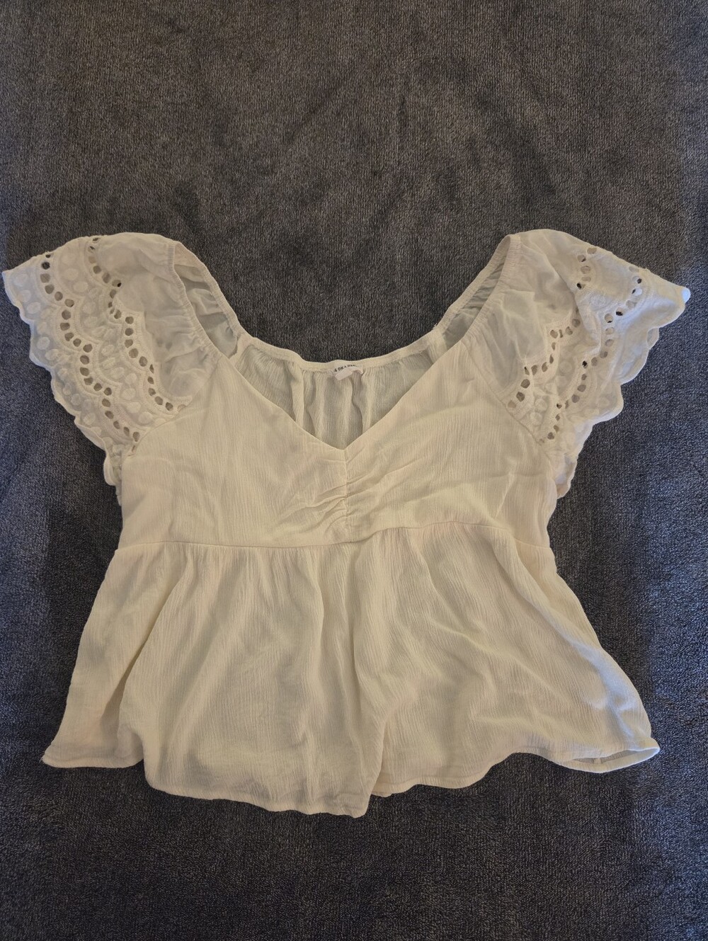 Eyelet Sleeve Top Size L
